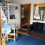 Mansikka Bed & Breakfast