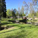 Mansikka 3*