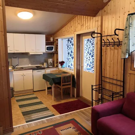 Mansikka Bed and breakfast