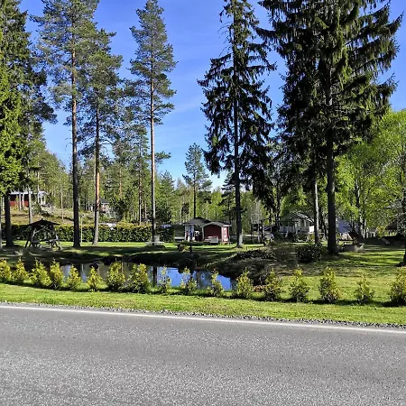 Bed and breakfast Mansikka 3*