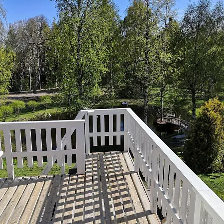 Mansikka Bed and breakfast 3*