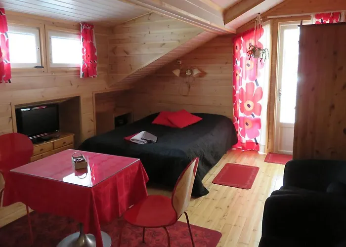 Frühstückspension Mansikka 3*